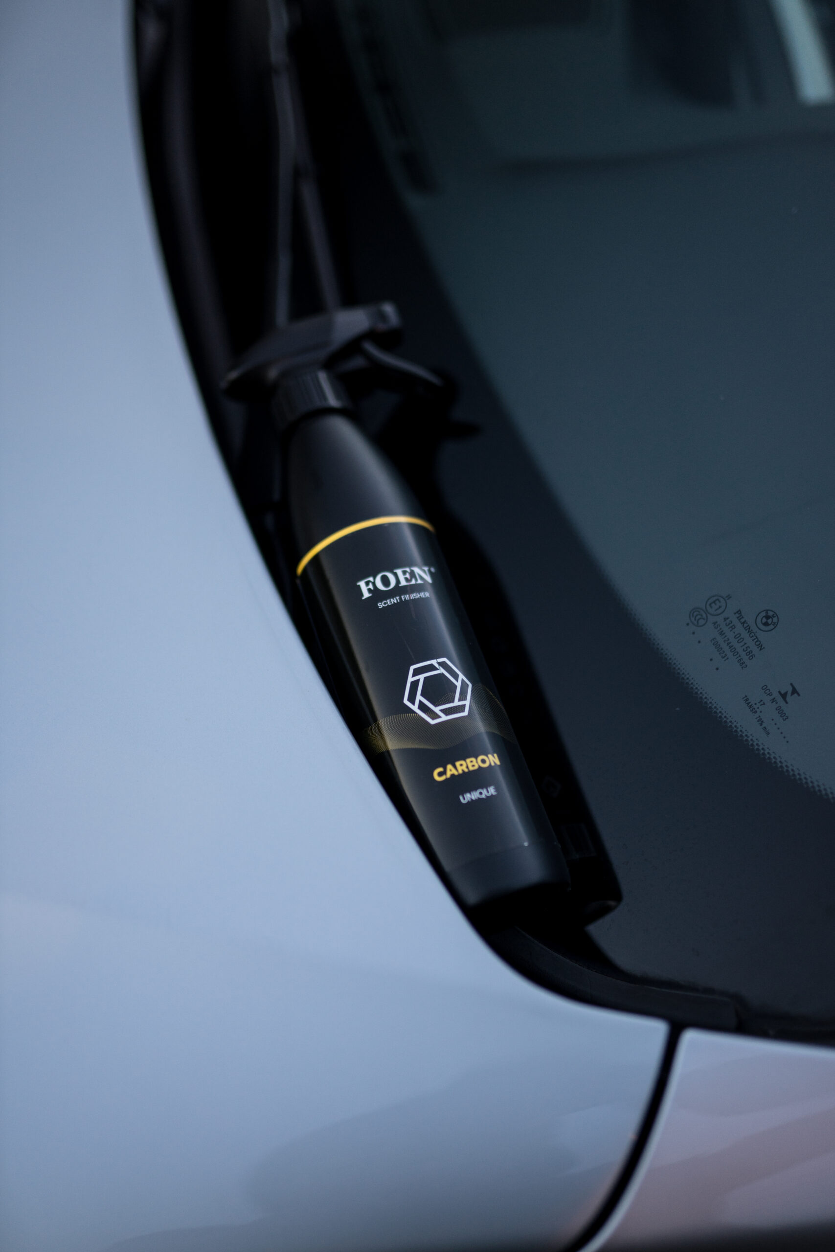 CARBON<br />Foen small - obrazek 2